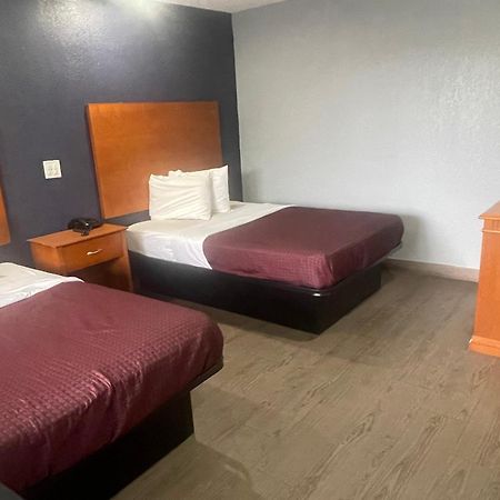 Americas Best Value Inn-Савана Екстериор снимка
