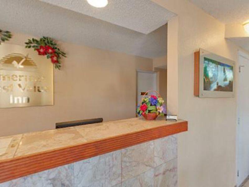 Americas Best Value Inn-Савана Екстериор снимка