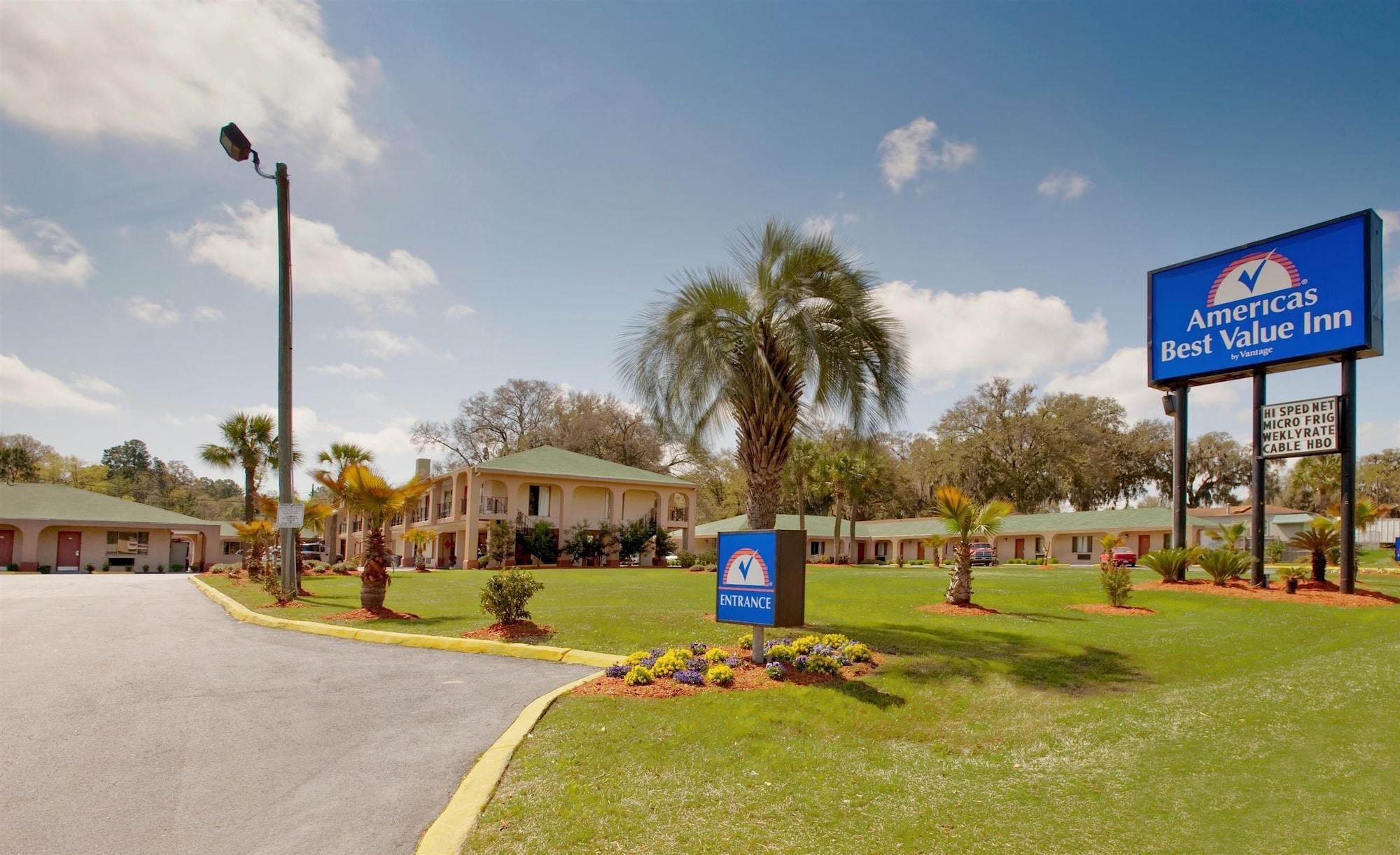 Americas Best Value Inn-Савана Екстериор снимка